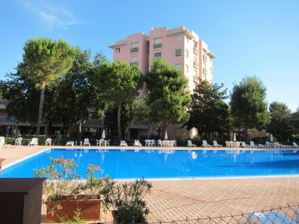 M257 - Marcelli, Bilocale In Residence Con Piscina Exterior photo